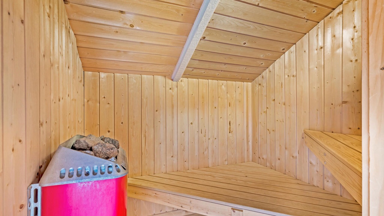 Photo of Others in Haurvig