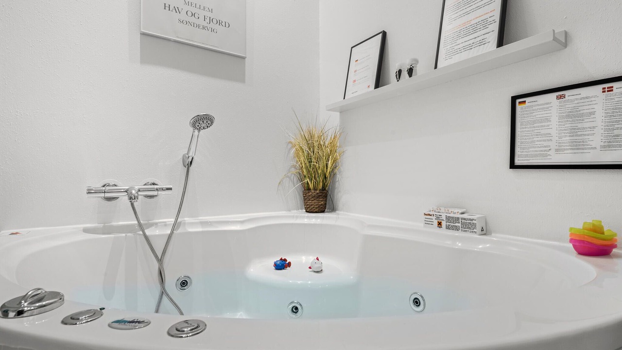 Photo of Bathroom in Nørre Lyngvig