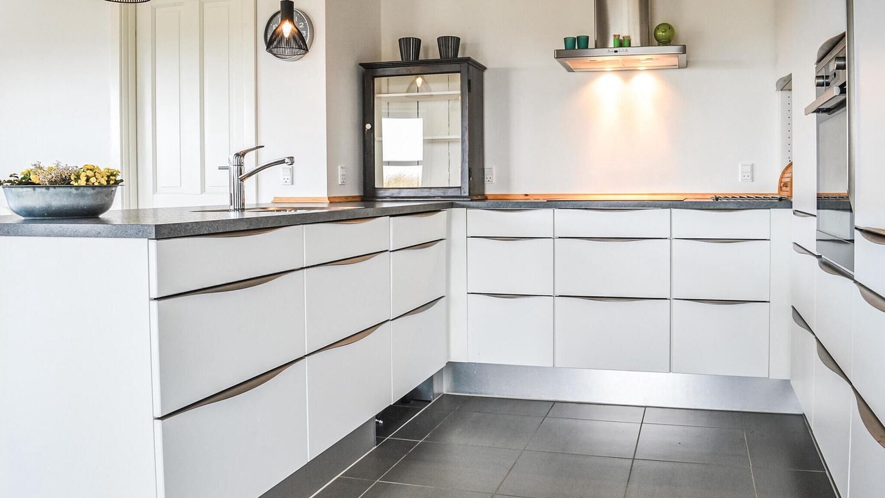 Photo of Others in Houvig Strand