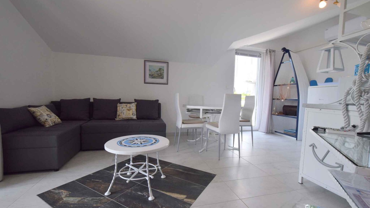 Photo of Livingroom in Gabonjin