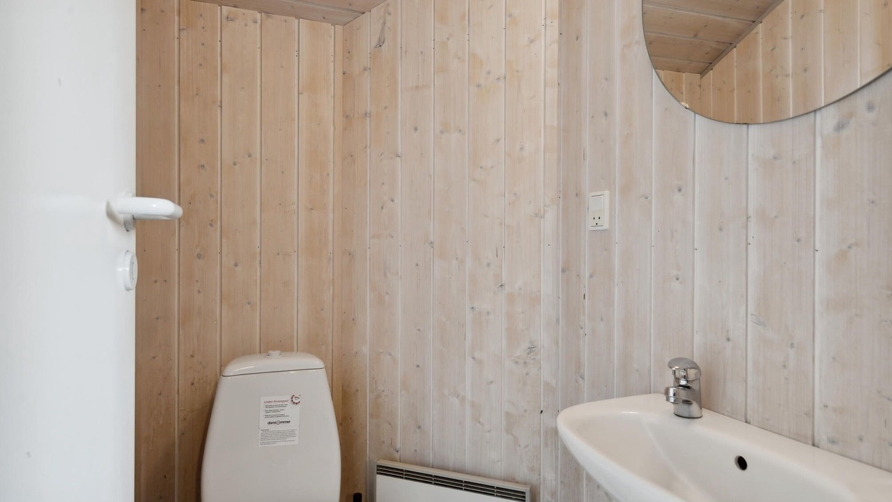 Photo of Bathroom in Haurvig