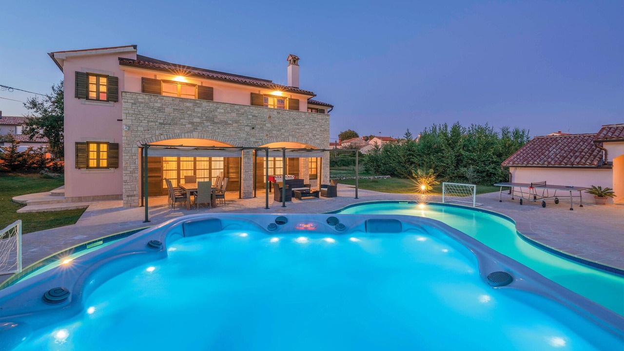 Photo of Outdoor in Valtura