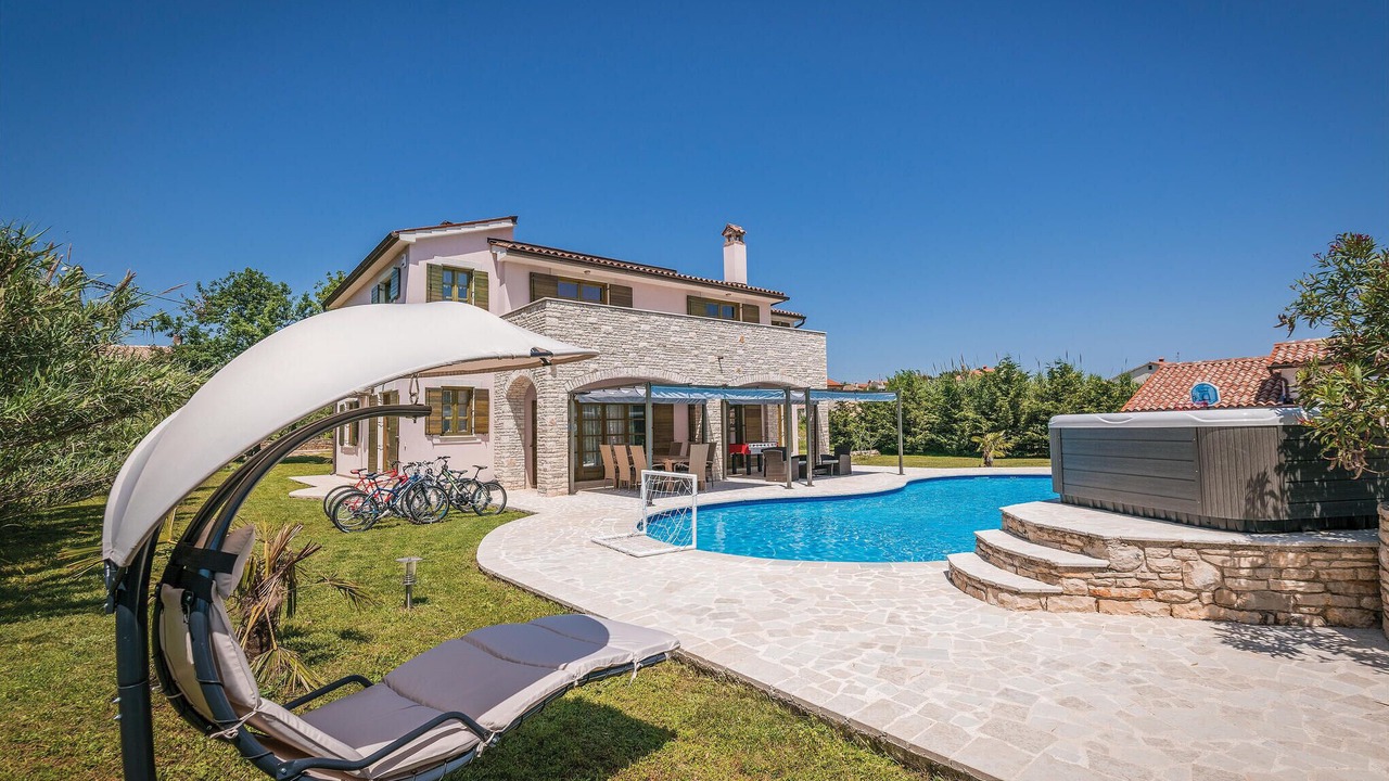 Photo of Outdoor in Valtura