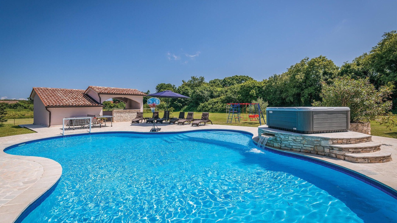 Photo of Outdoor in Valtura