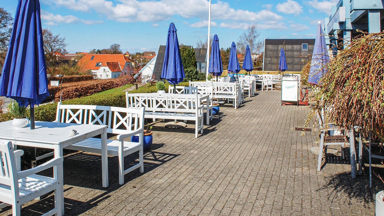 Photo of Others in Knebel