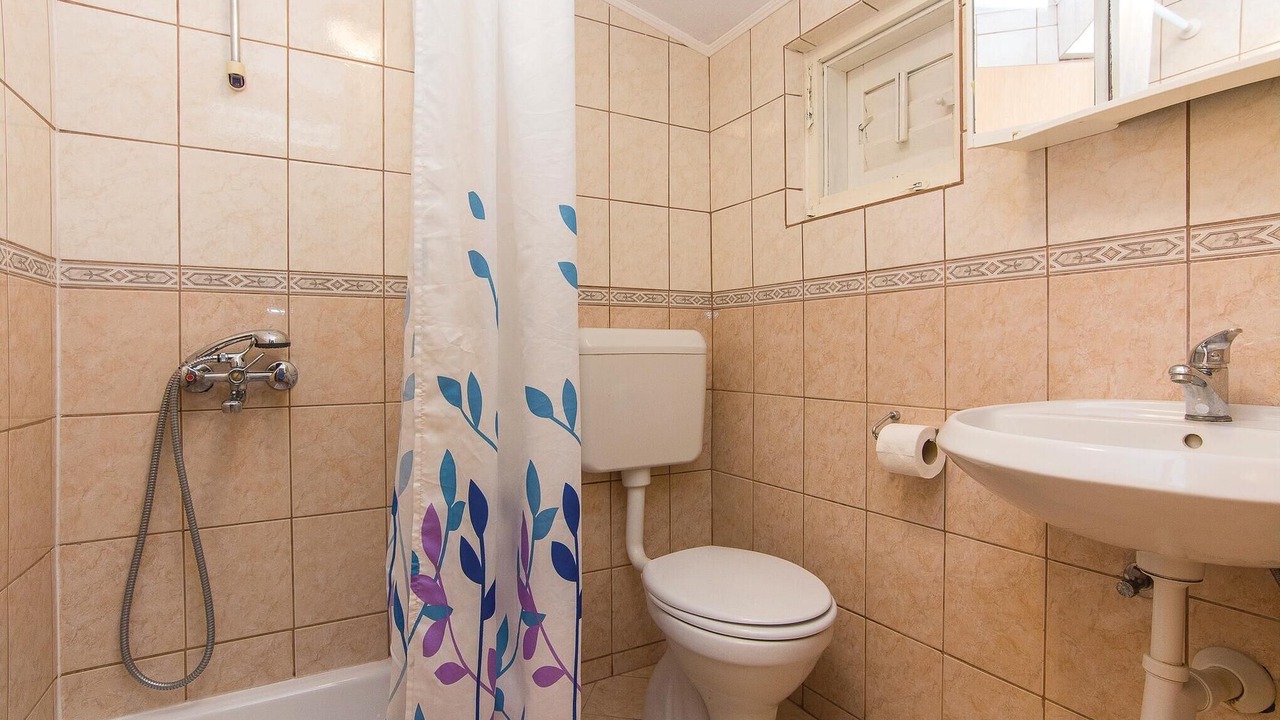 Photo of Bathroom in Pakostane