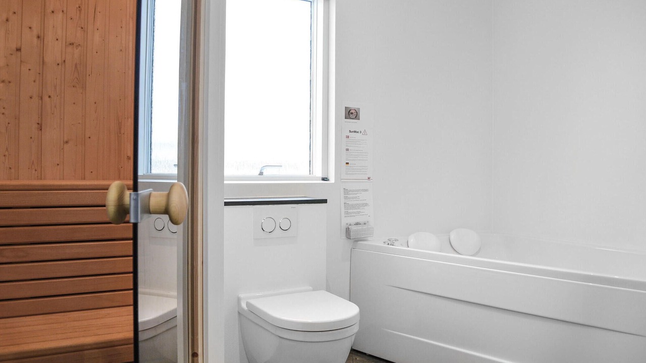 Photo of Bathroom in Houvig