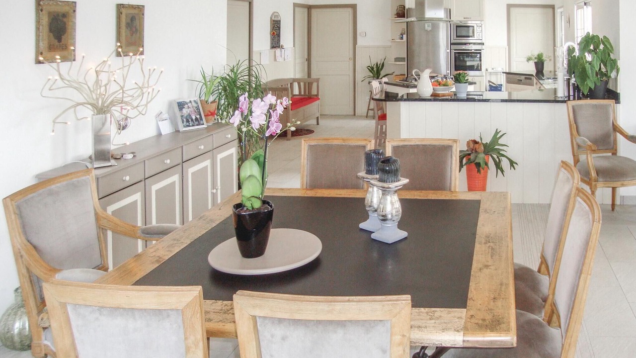 Photo of Bedroom in Arnaud-Guilhem