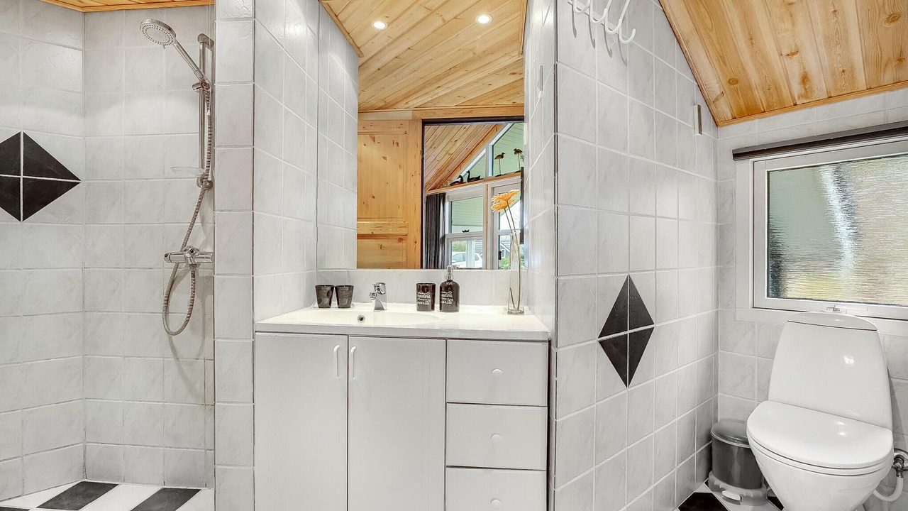 Photo of Bathroom in Jegum