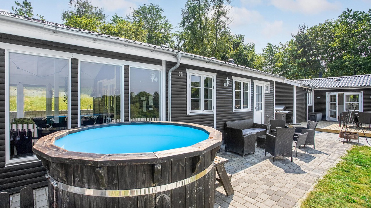 Photo of Others in Beder Malling