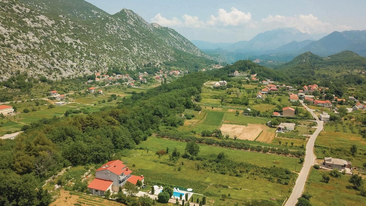 Photo of Others in Ostrvica