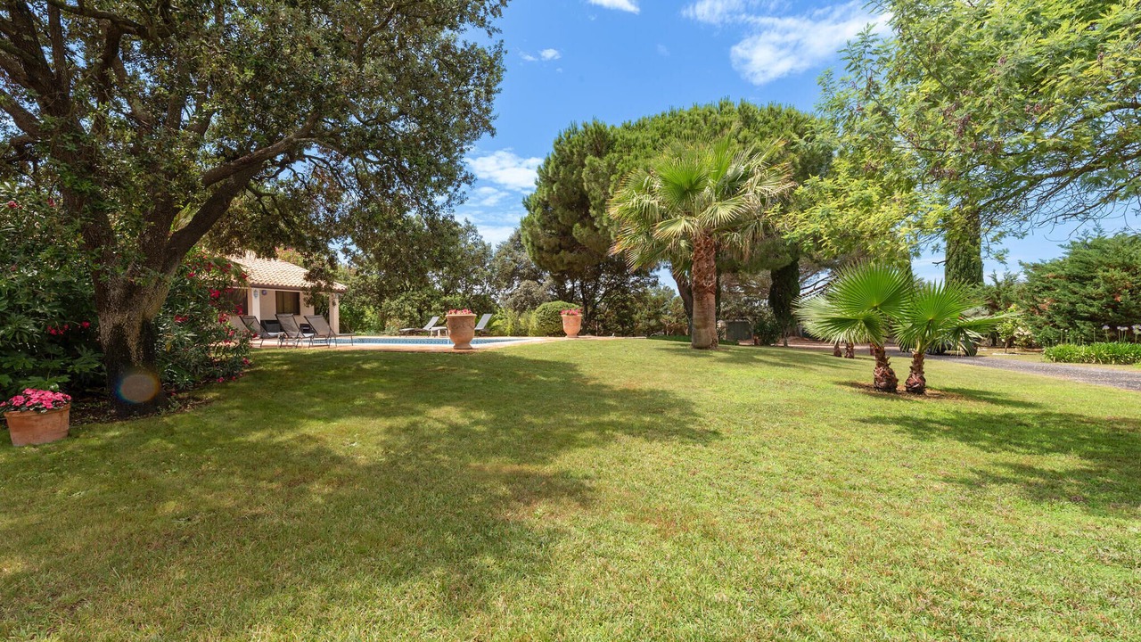 Photo of Others in Vias