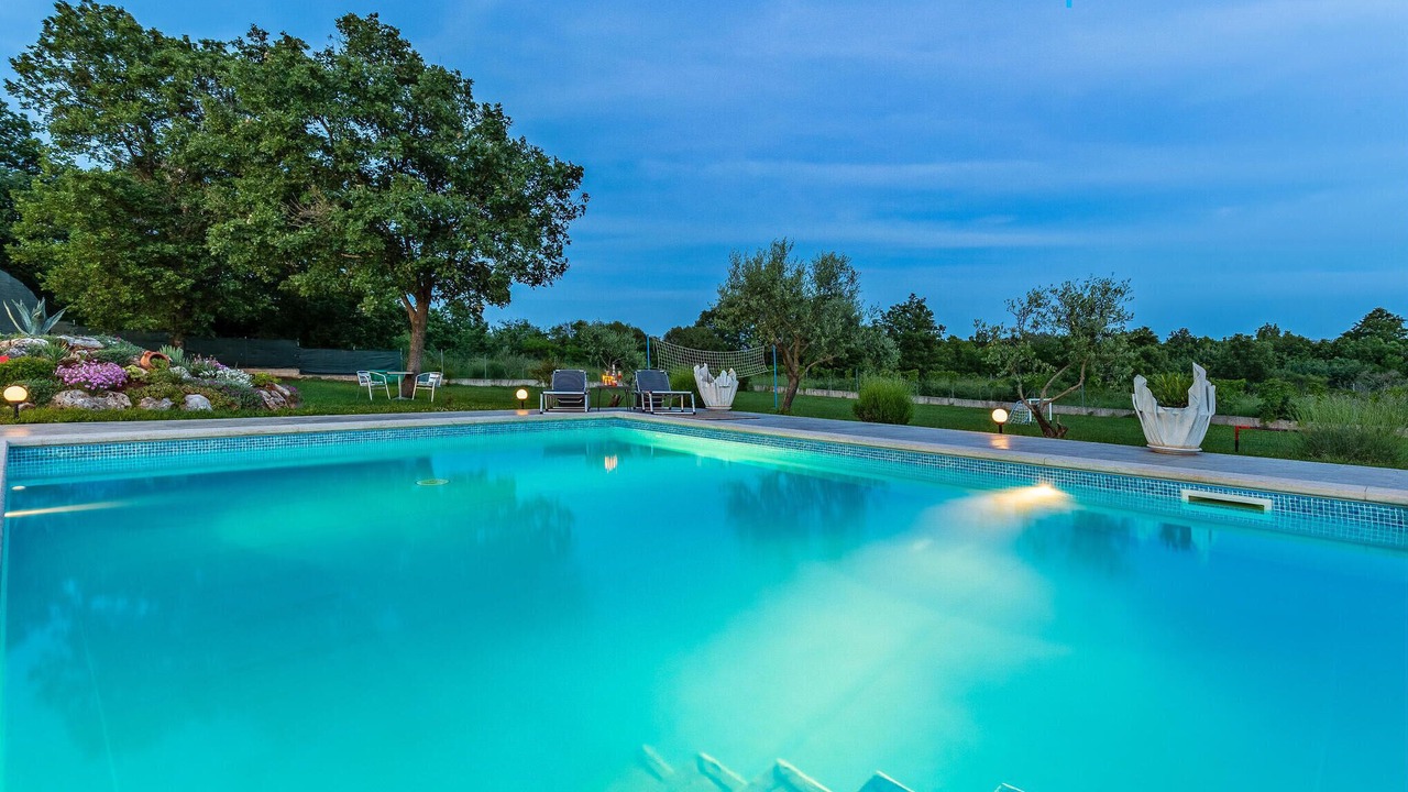 Photo of Outdoor in Loborika