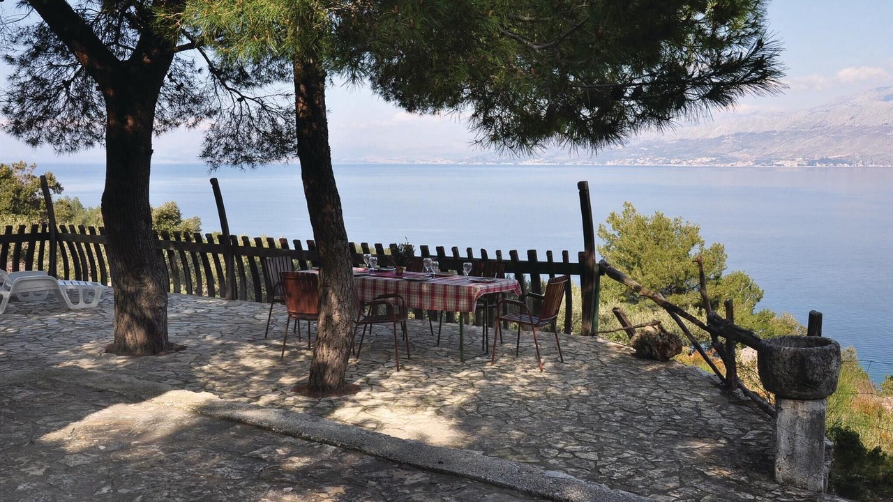 Photo of Outdoor in Praznica