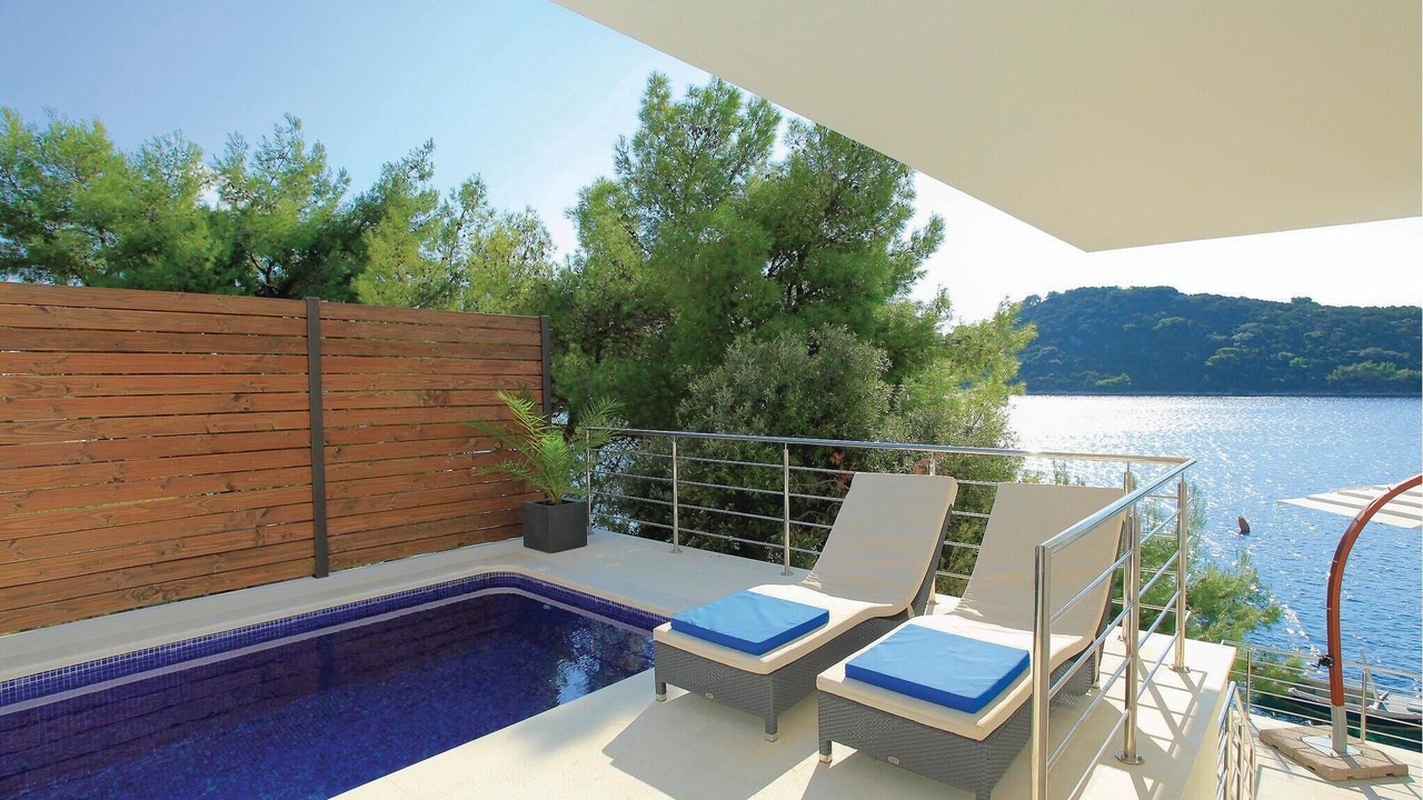Photo of Outdoor in Blato