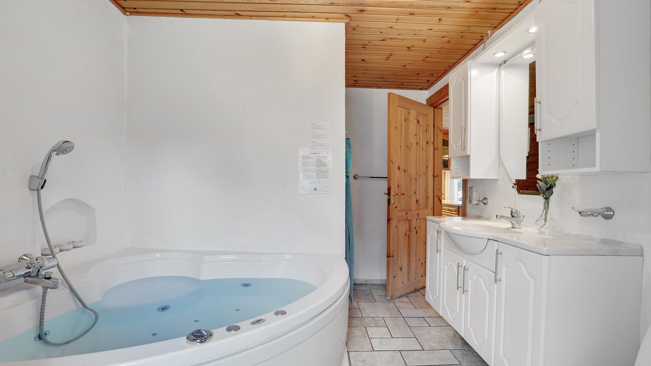 Photo of Bathroom in Sønder Vorupør