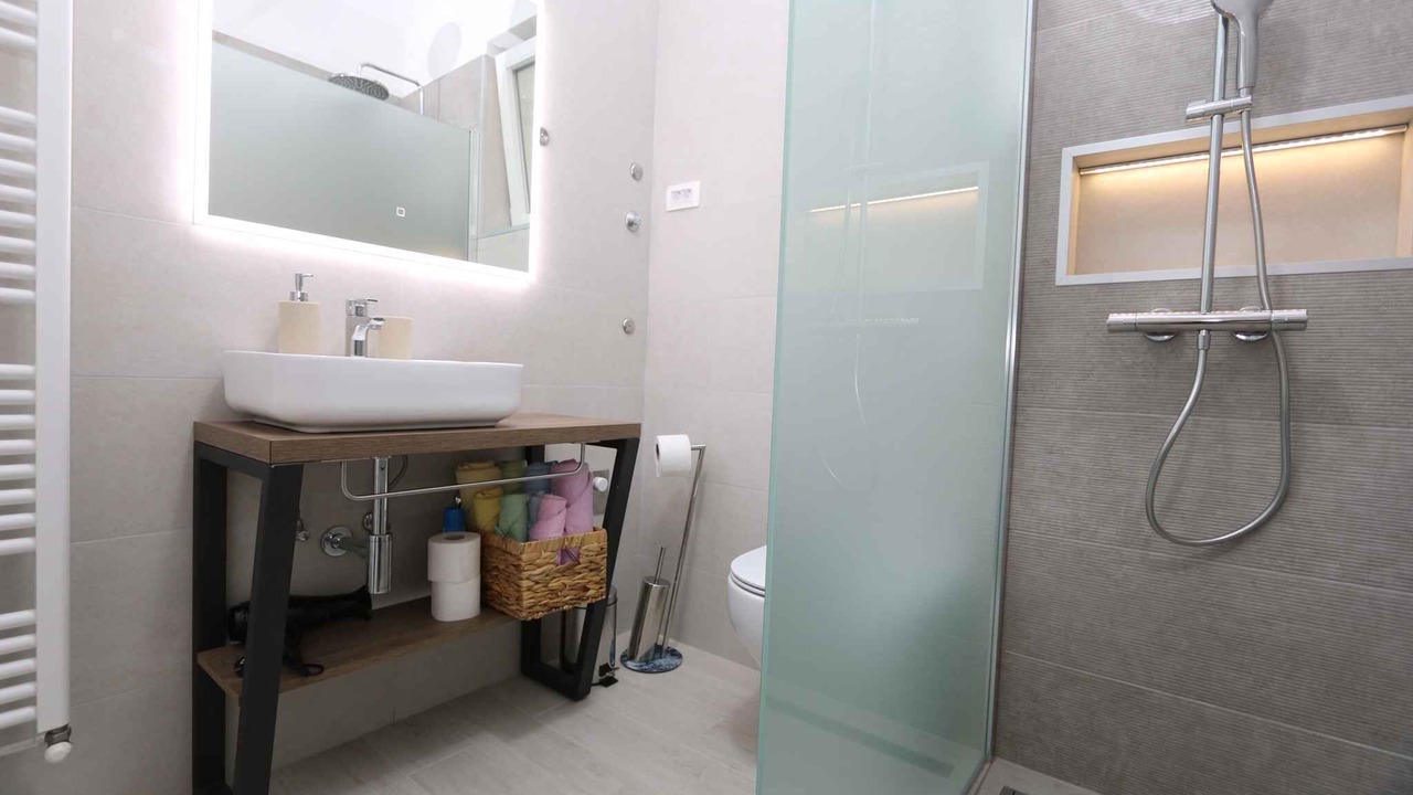 Photo of Bathroom in Silo