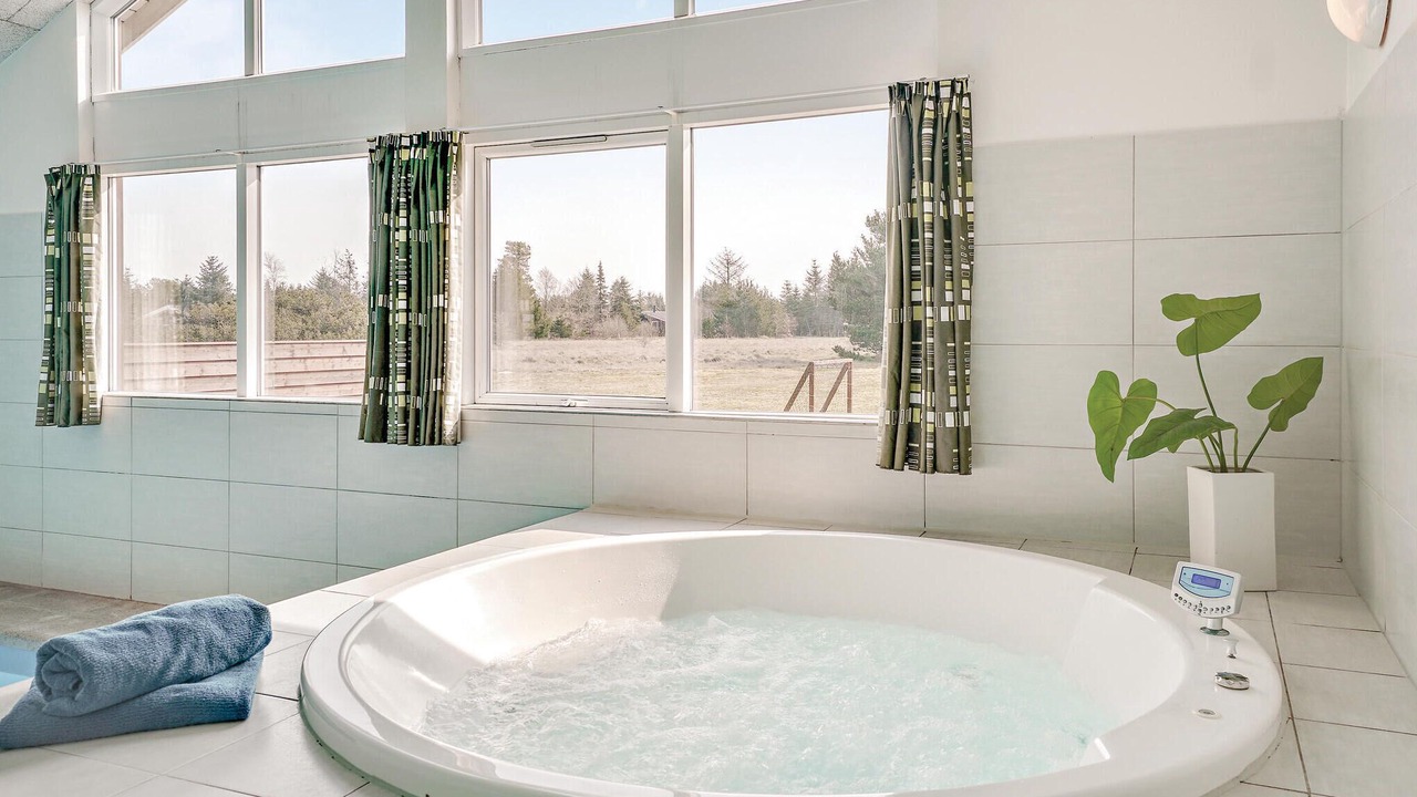 Photo of Others in Aalbaek