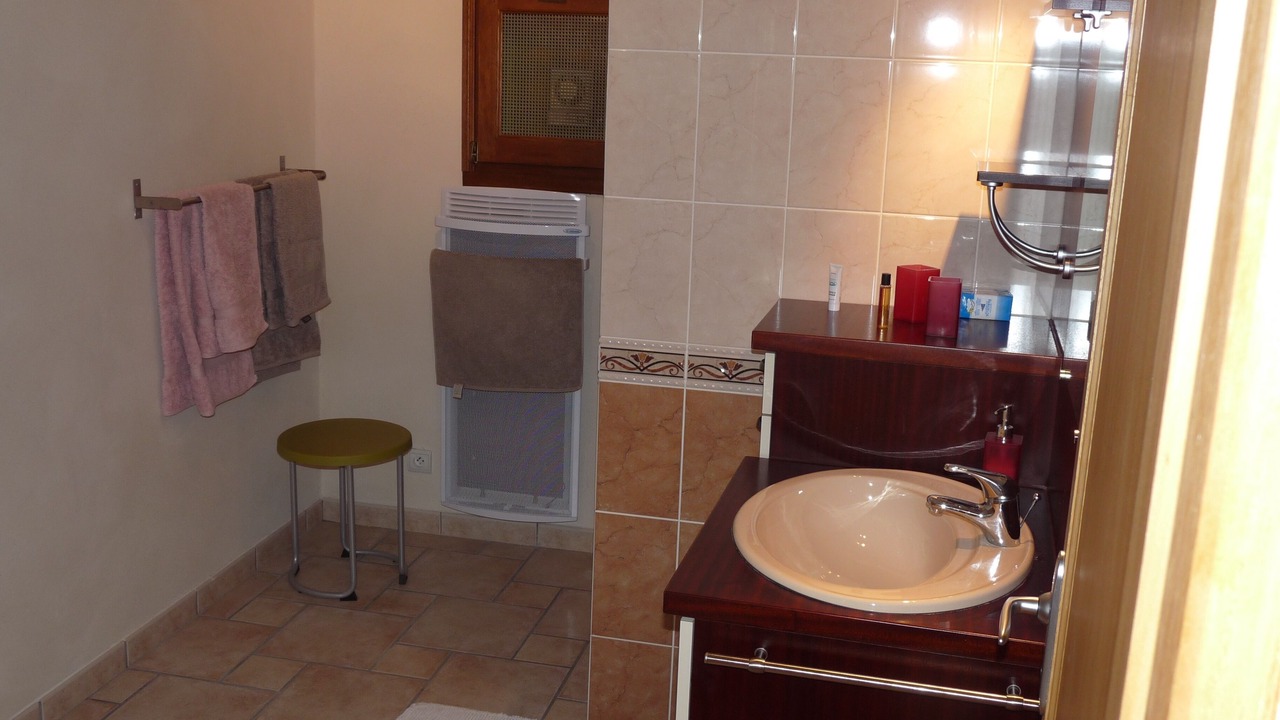 Photo of Bathroom in Rieux-Volvestre
