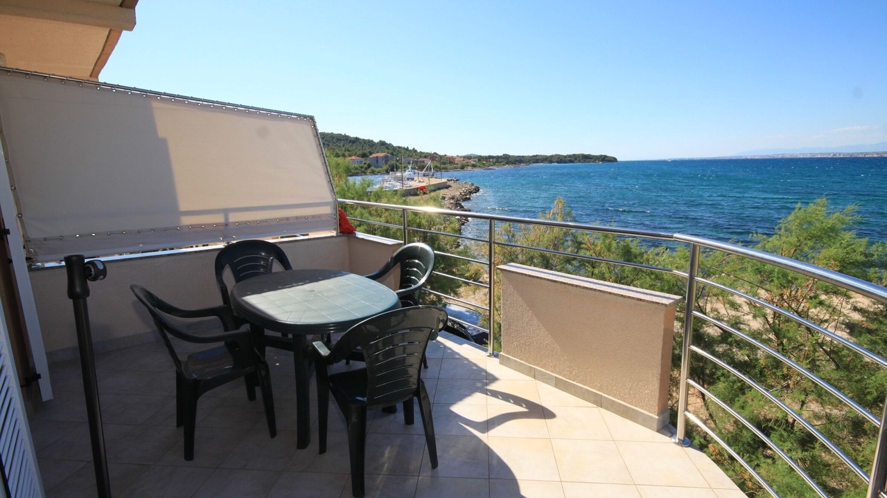 Photo of Outdoor in Banj
