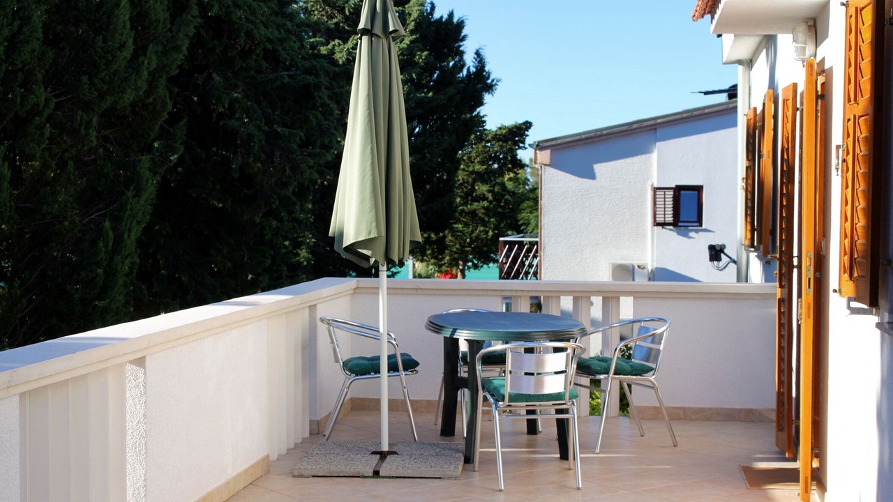Photo of Outdoor in Nin