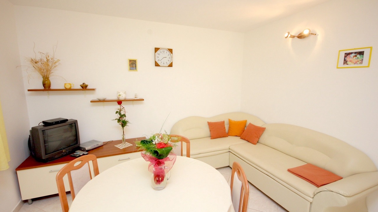 Photo of Livingroom in Cove Rogacic