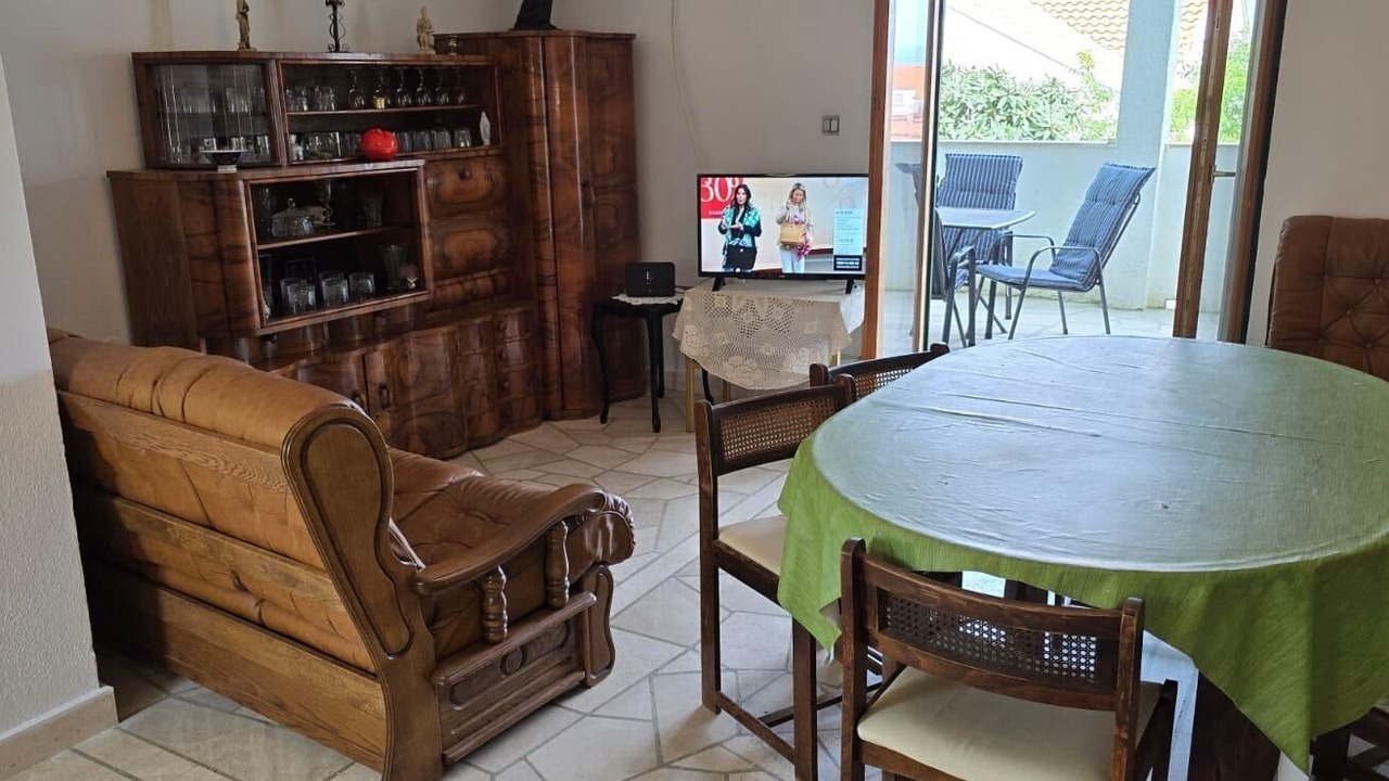 Photo of Livingroom in Mirce