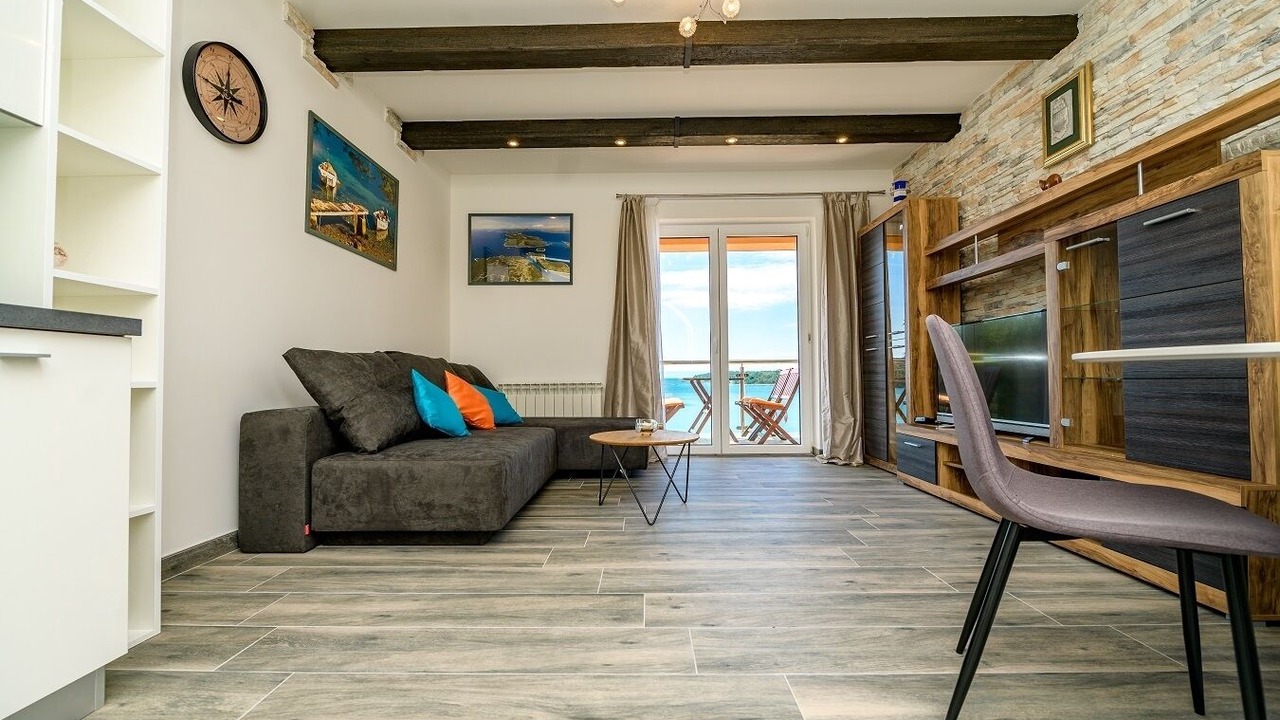 Photo of Livingroom in Cove Murtar