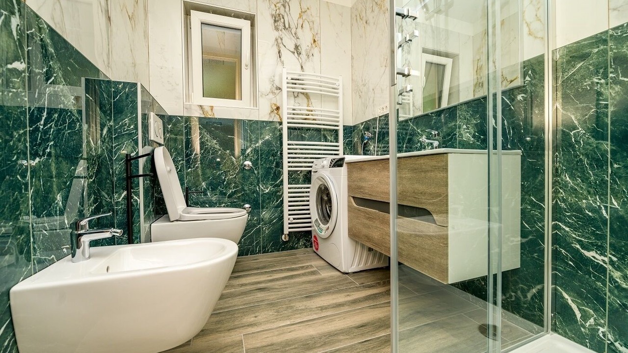 Photo of Bathroom in Cove Murtar
