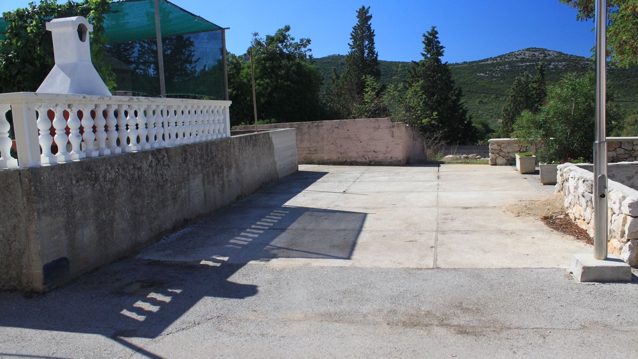 Photo of Others in Lukoran