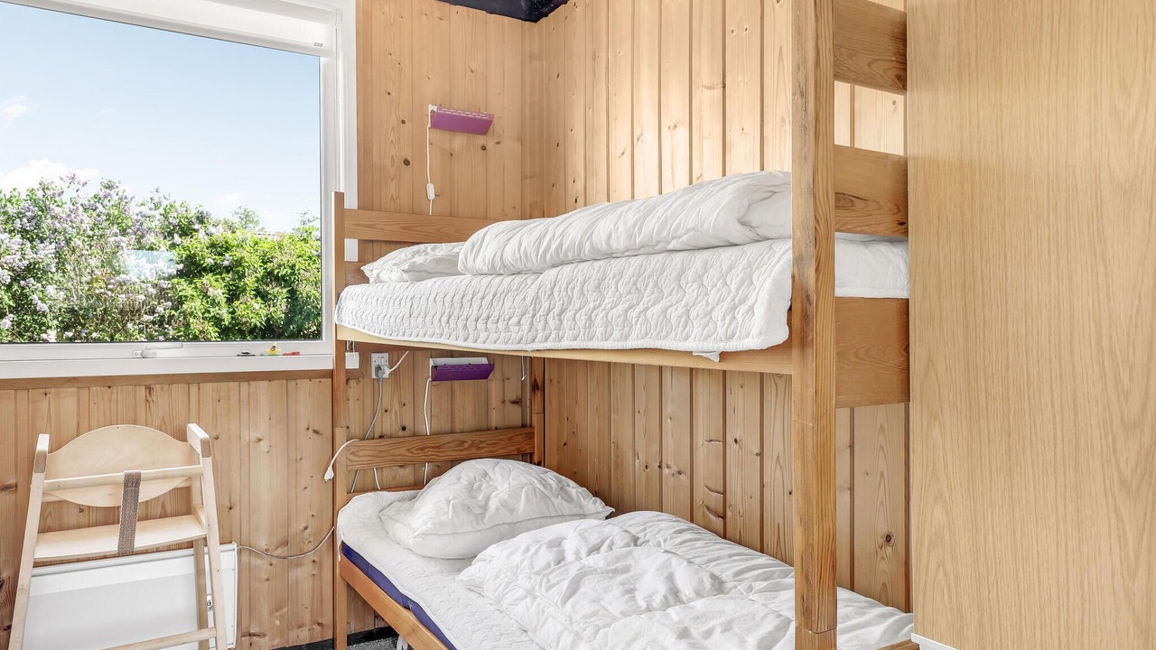 Photo of Others in Vang