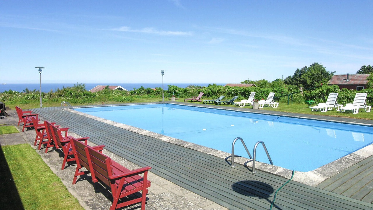 Photo of Others in Vang