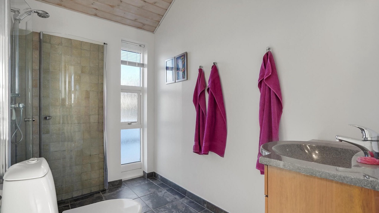 Photo of Bathroom in Arrild Ferieby