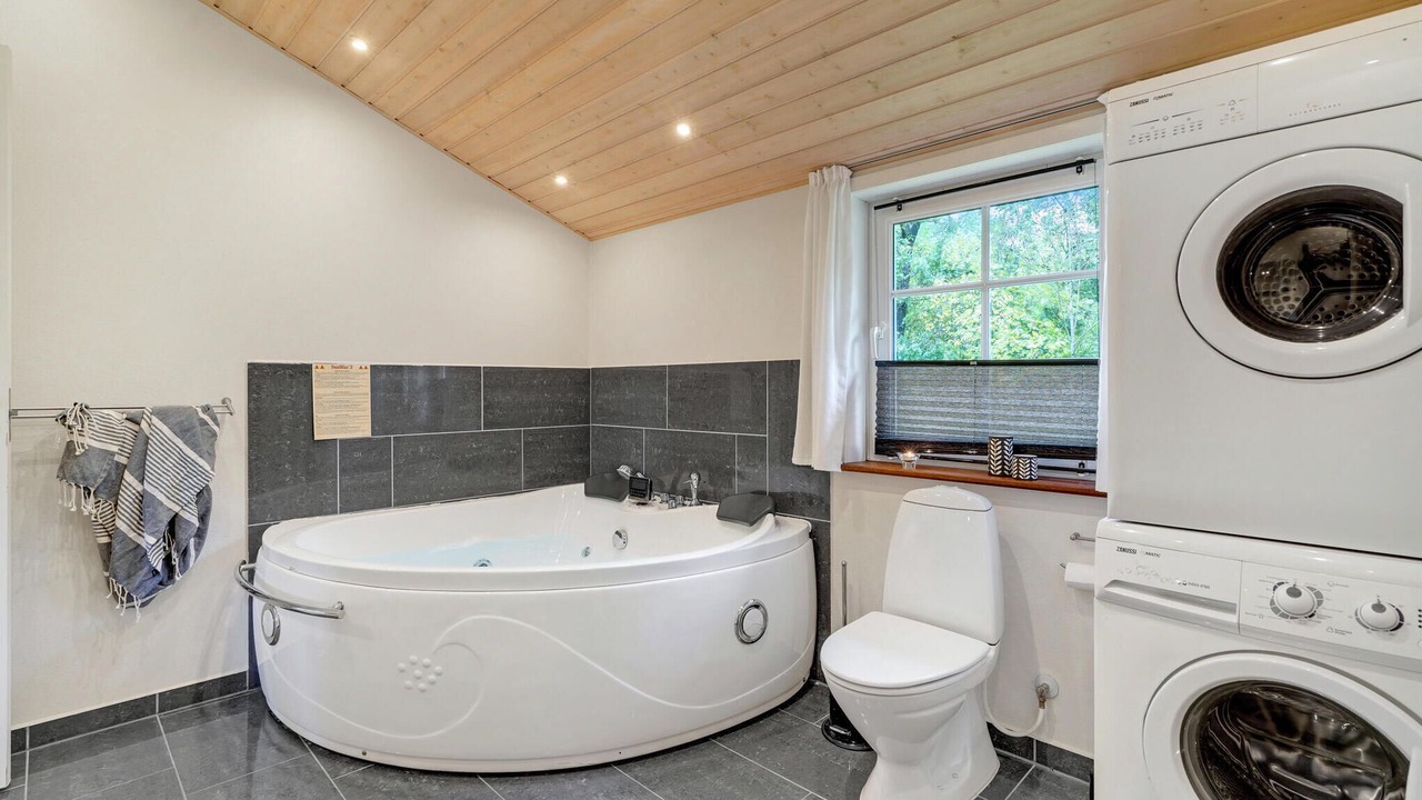 Photo of Bathroom in Arrild Ferieby