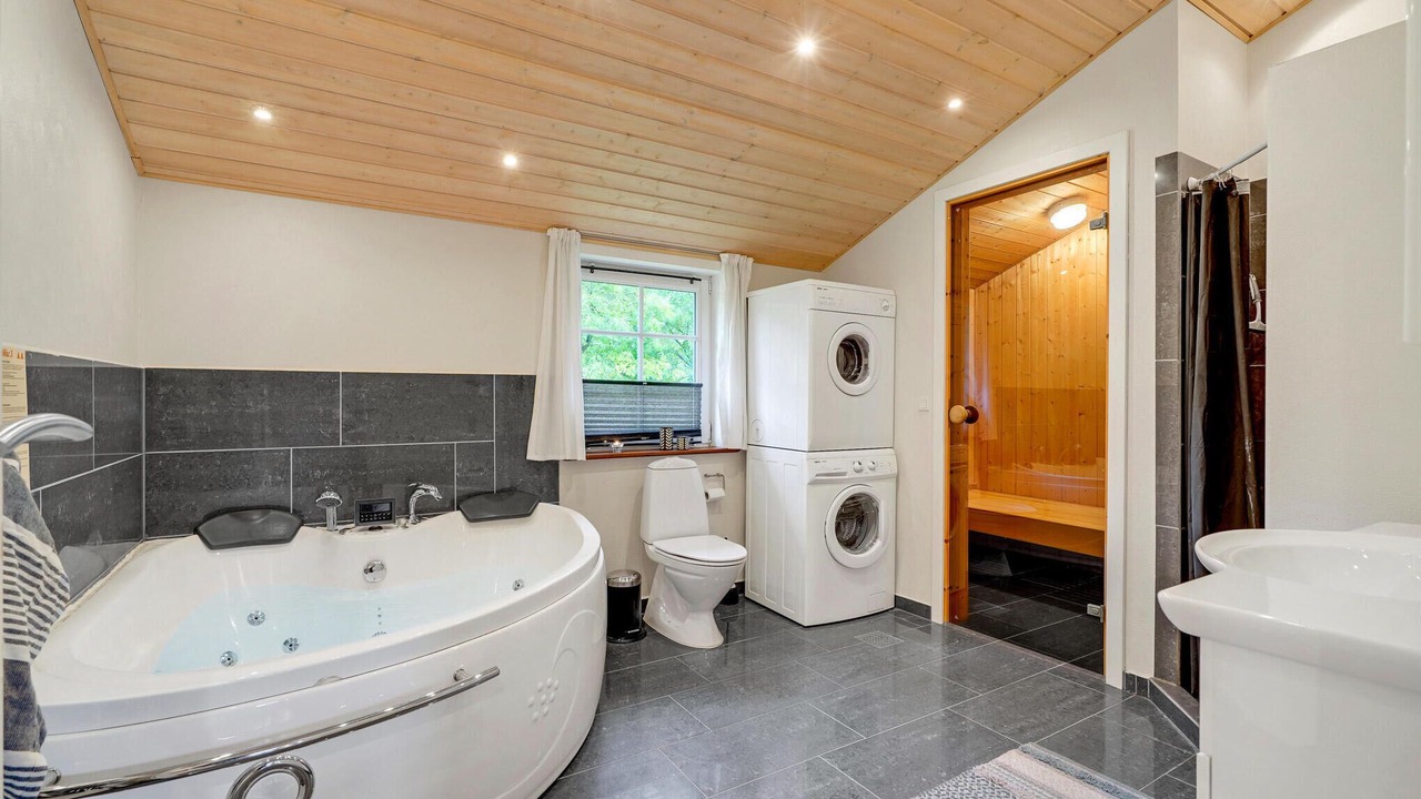 Photo of Bathroom in Arrild Ferieby