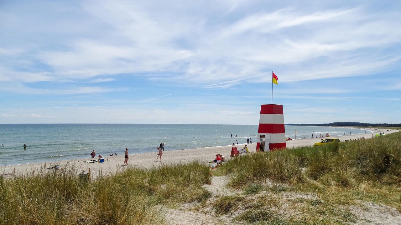 Photo of Others in Grena Strand