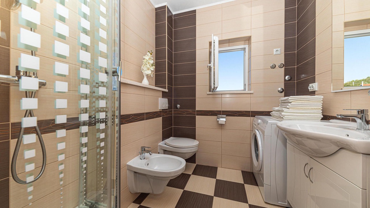 Photo of Bathroom in Marina