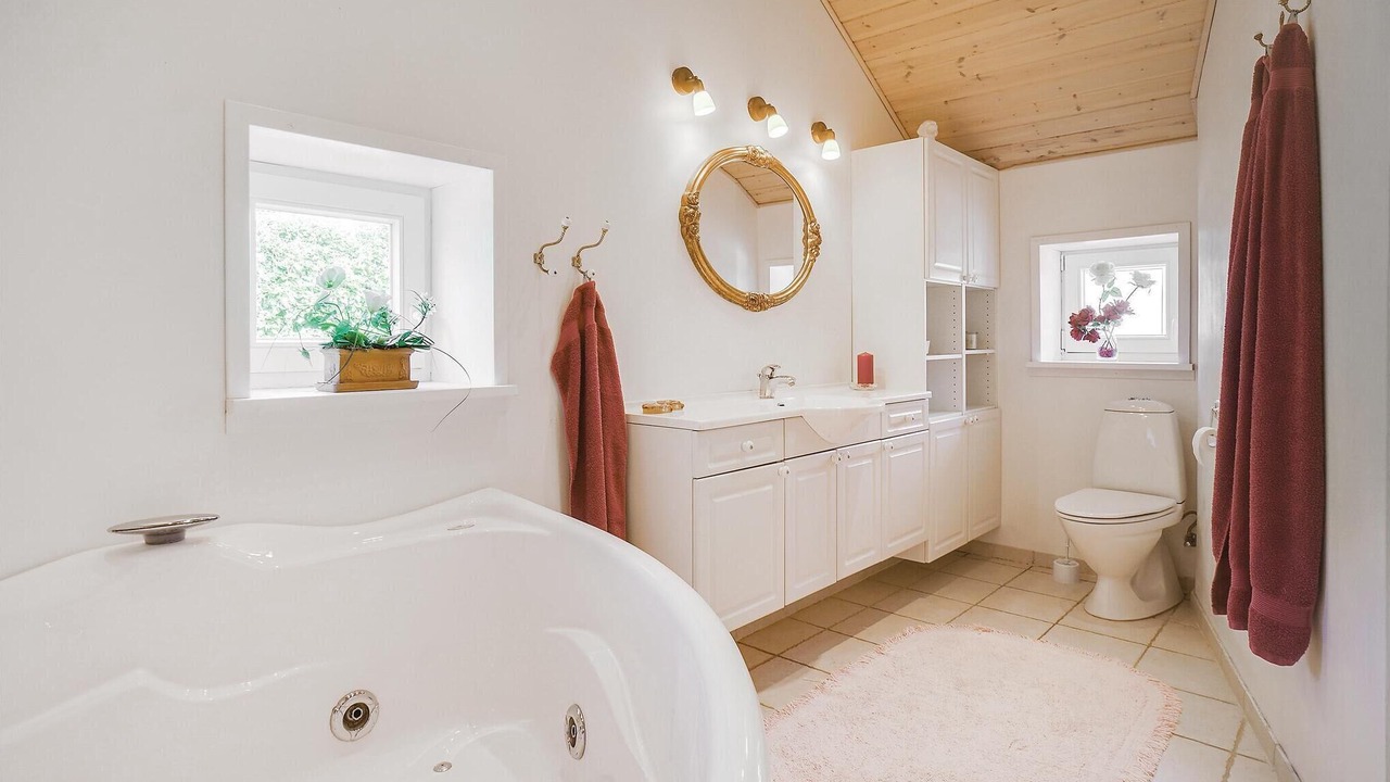 Photo of Bathroom in Aabenraa