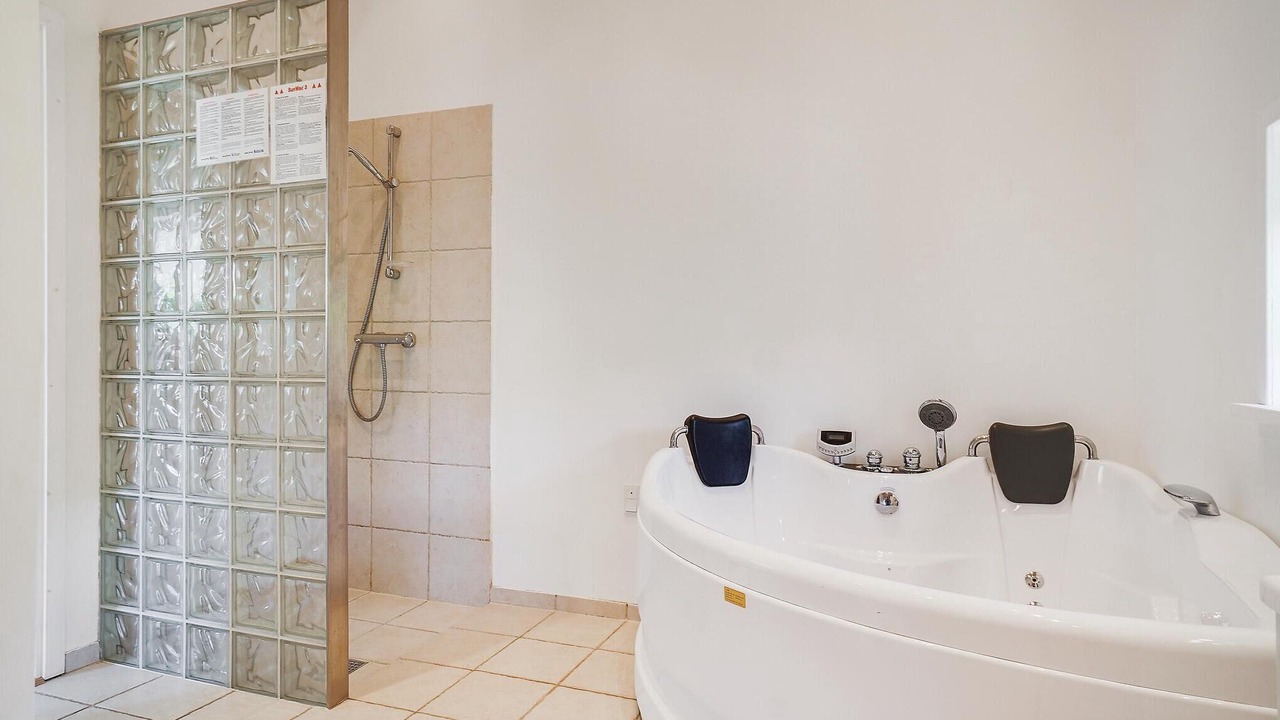 Photo of Bathroom in Aabenraa
