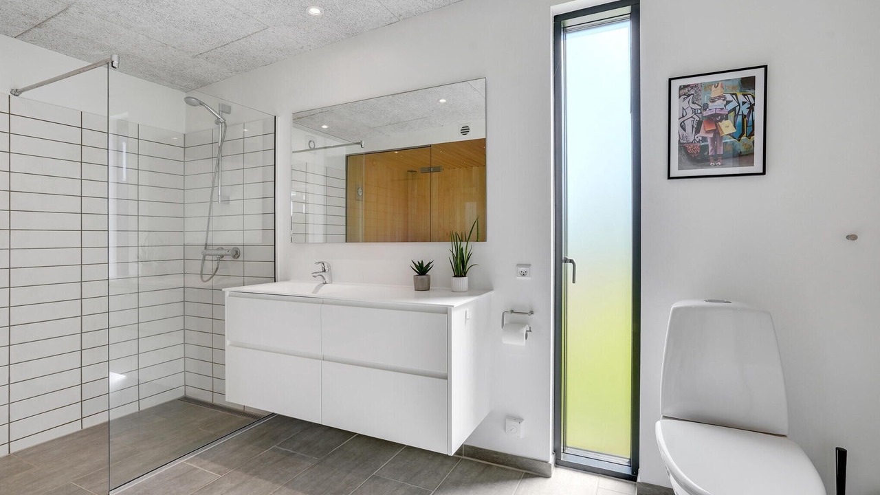 Photo of Bathroom in Pøt Strandby