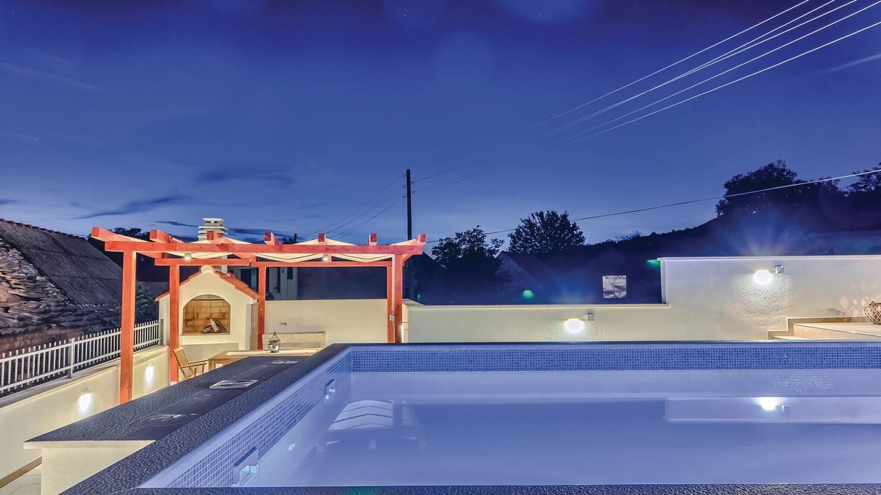 Photo of Outdoor in Unesic