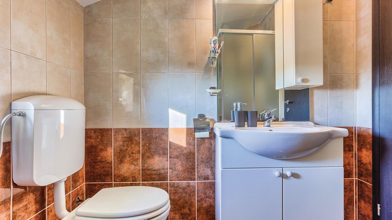 Photo of Bathroom in Unesic