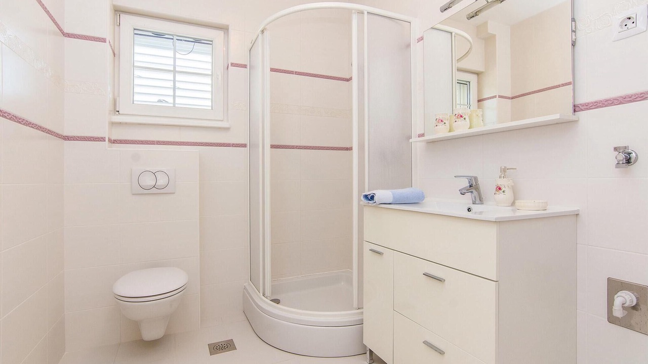 Photo of Bathroom in Pakostane