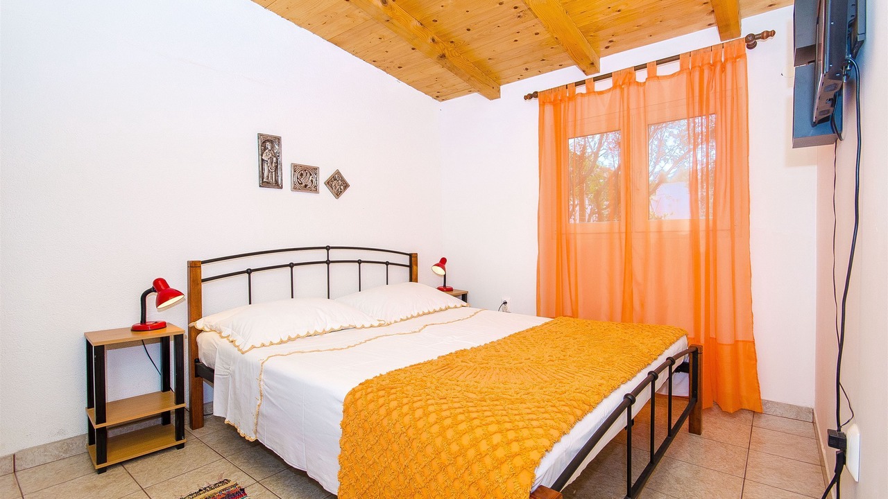Photo of Bedroom in Drvenik Mali