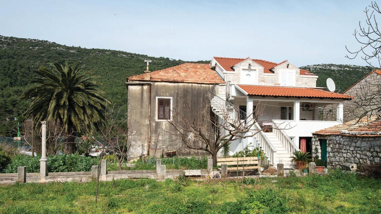 Photo of Outdoor in Broce