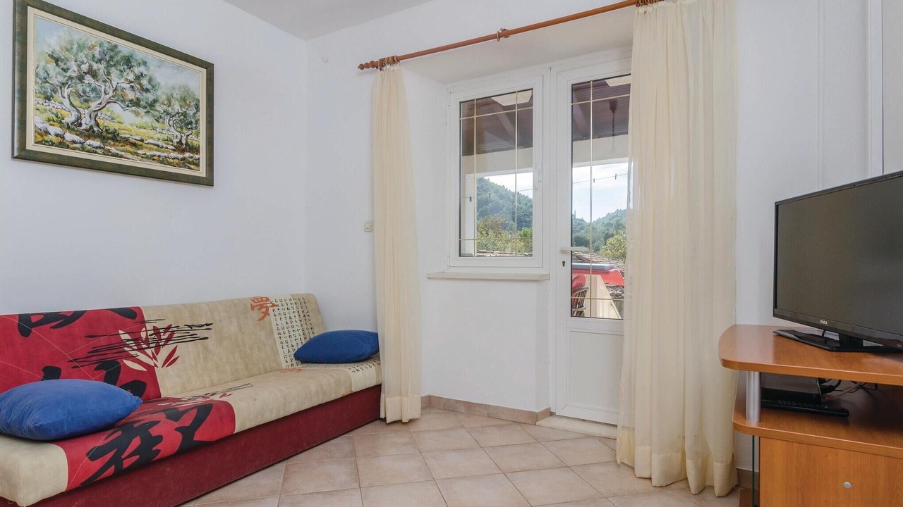 Photo of Bedroom in Broce