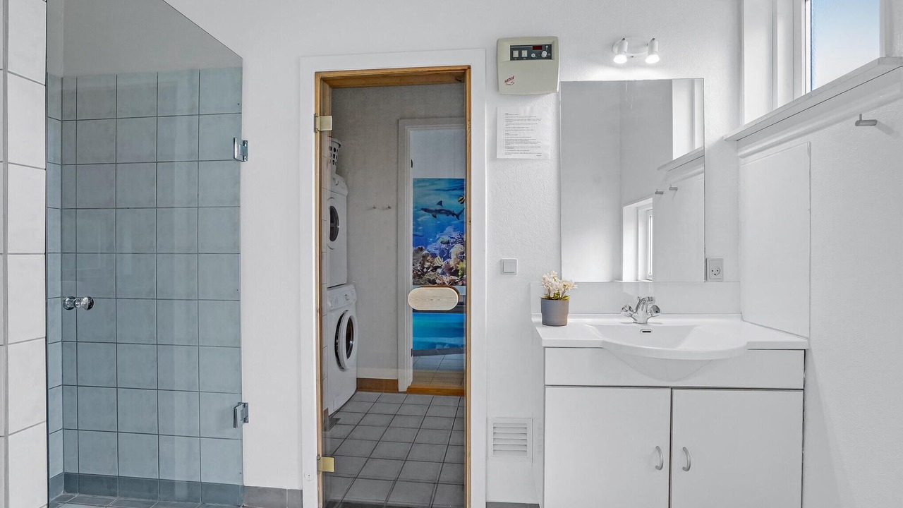 Photo of Bathroom in Bøtø By