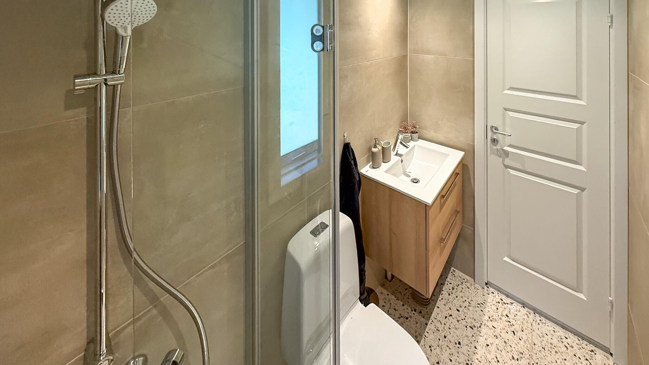 Photo of Bathroom in Jegum