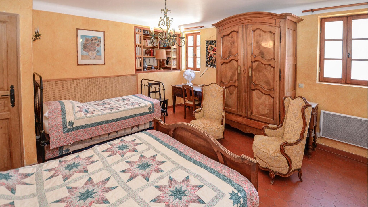 Photo of Others in La Garde