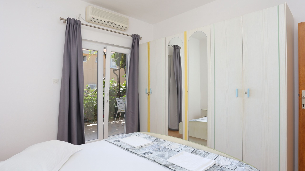 Photo of Bedroom in Blato
